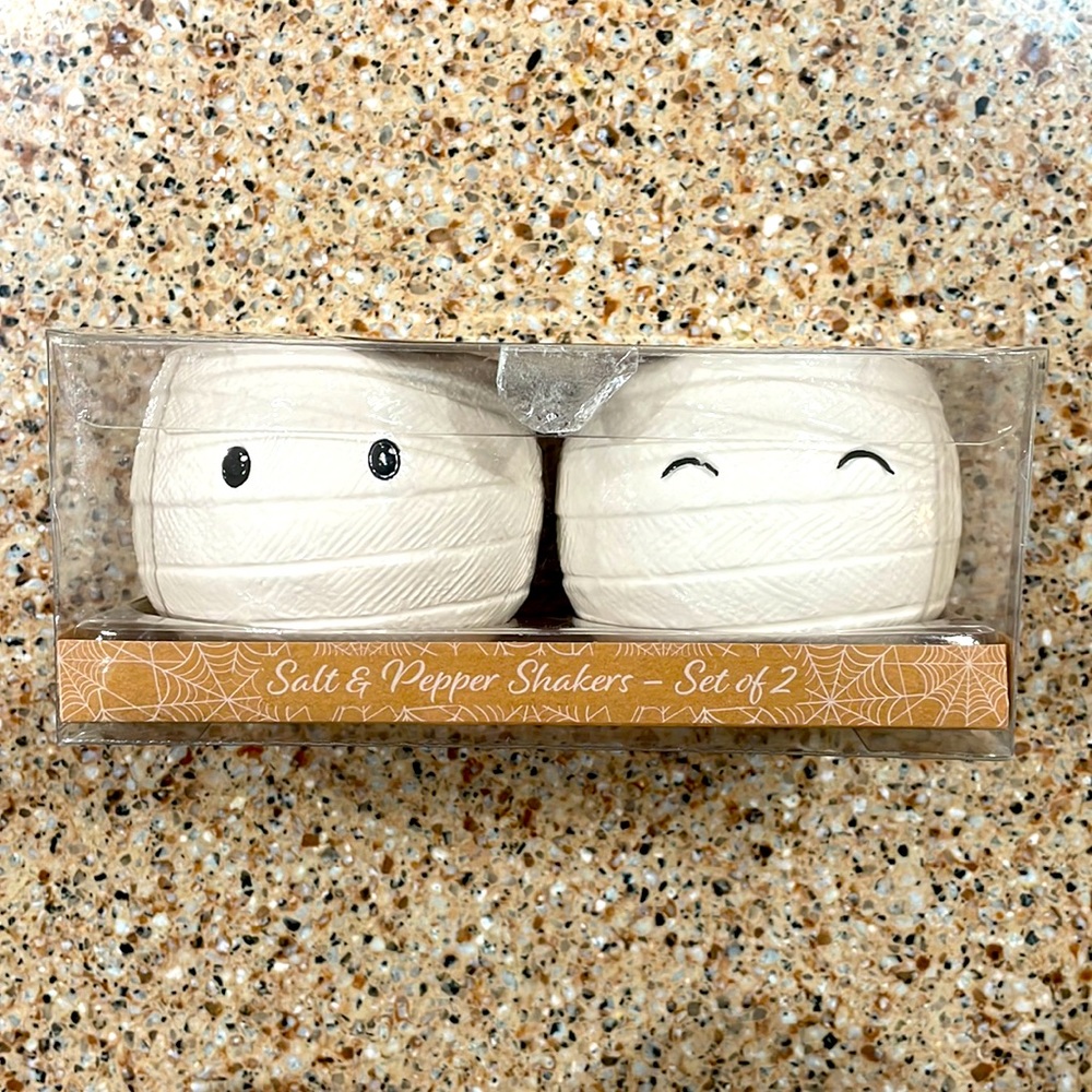 10 Strawberry Street‎ Mummy Salt and Pepper Shakers - Whimsical Cupboard
